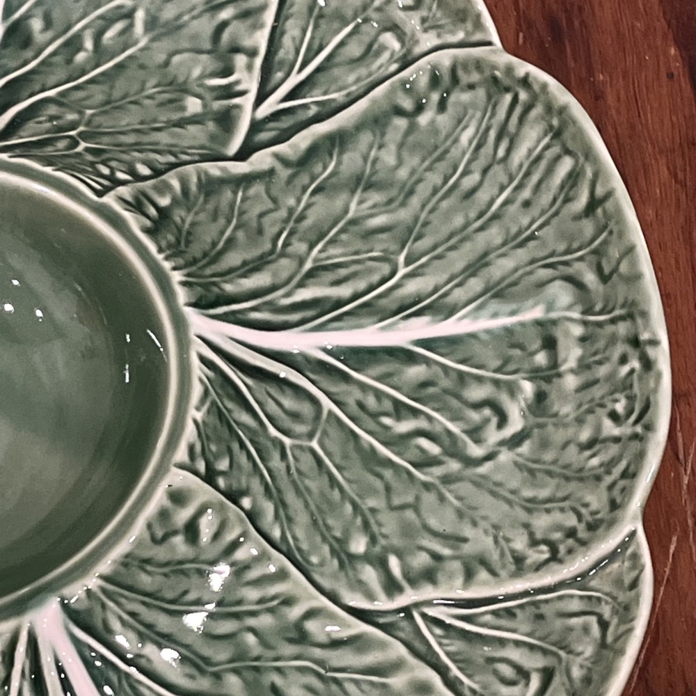 Vtg Bordallo Pinheiro Green Cabbage Leaf Dip Veggies Appetizers Serving Tray - Picture 5 of 9
